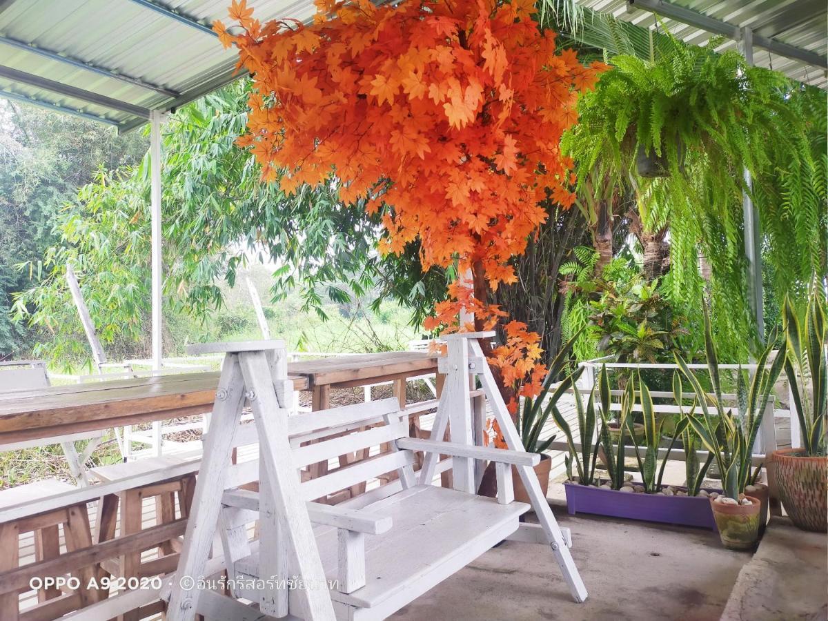 In Love Resort Chai Nat Exterior foto