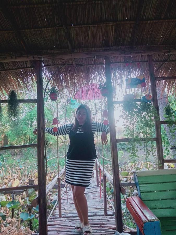 In Love Resort Chai Nat Exterior foto
